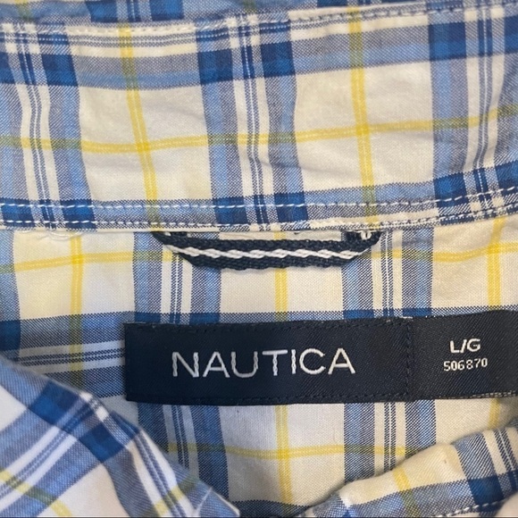 Nautica Blue Yellow Plaid Dress Shirt Size Large Casual Short Sleeved Business - Picture 9 of 10